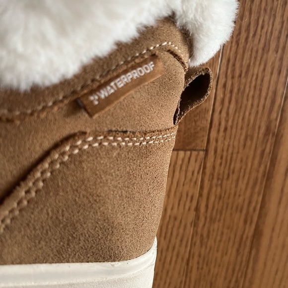 [US11]Ripzone Women's Kensington Waterproof Slip On Brown Suede Boots EUC - Picture 5 of 7